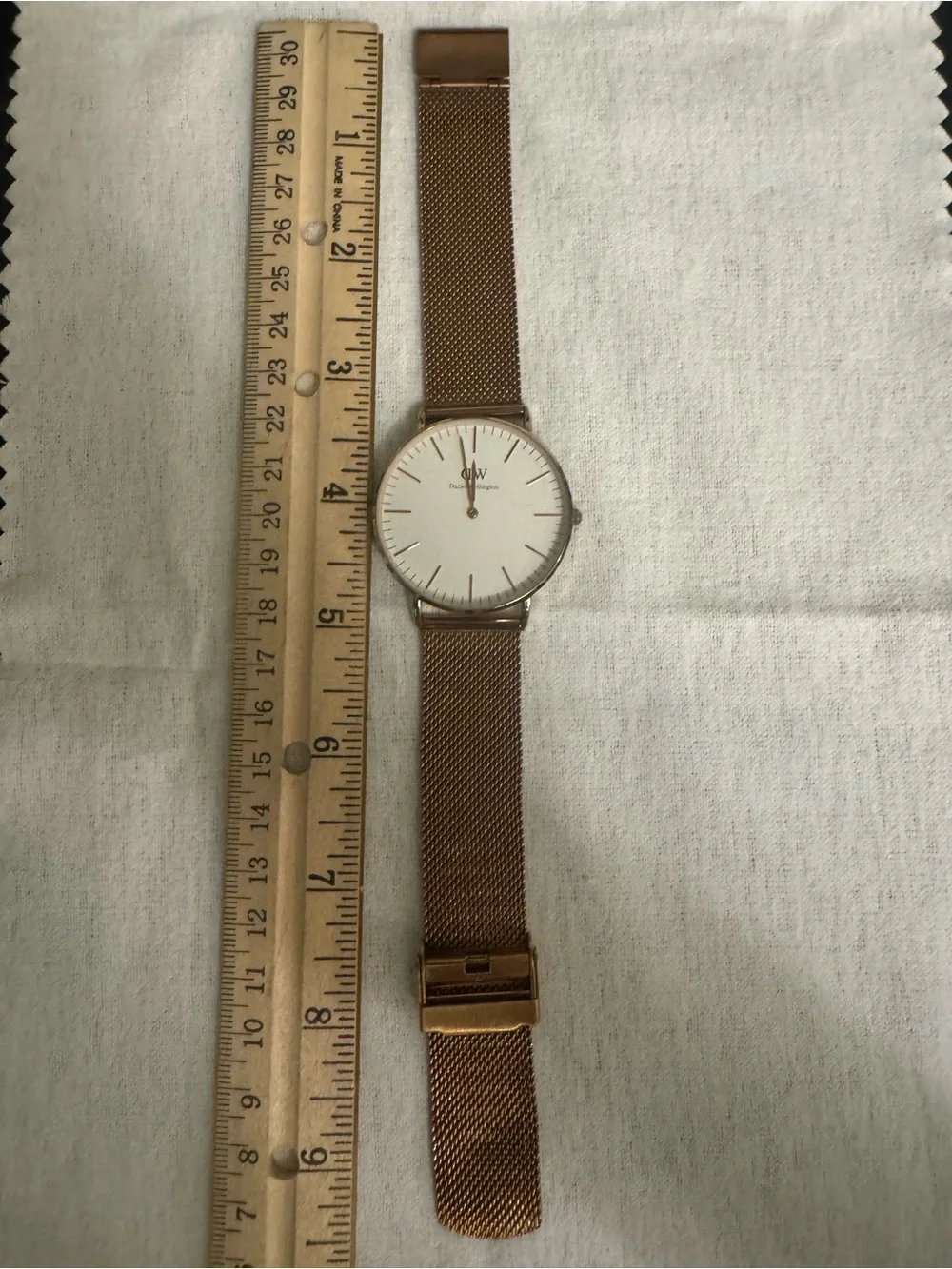Daniel Wellington Rose Gold Mesh Watch with White Dial